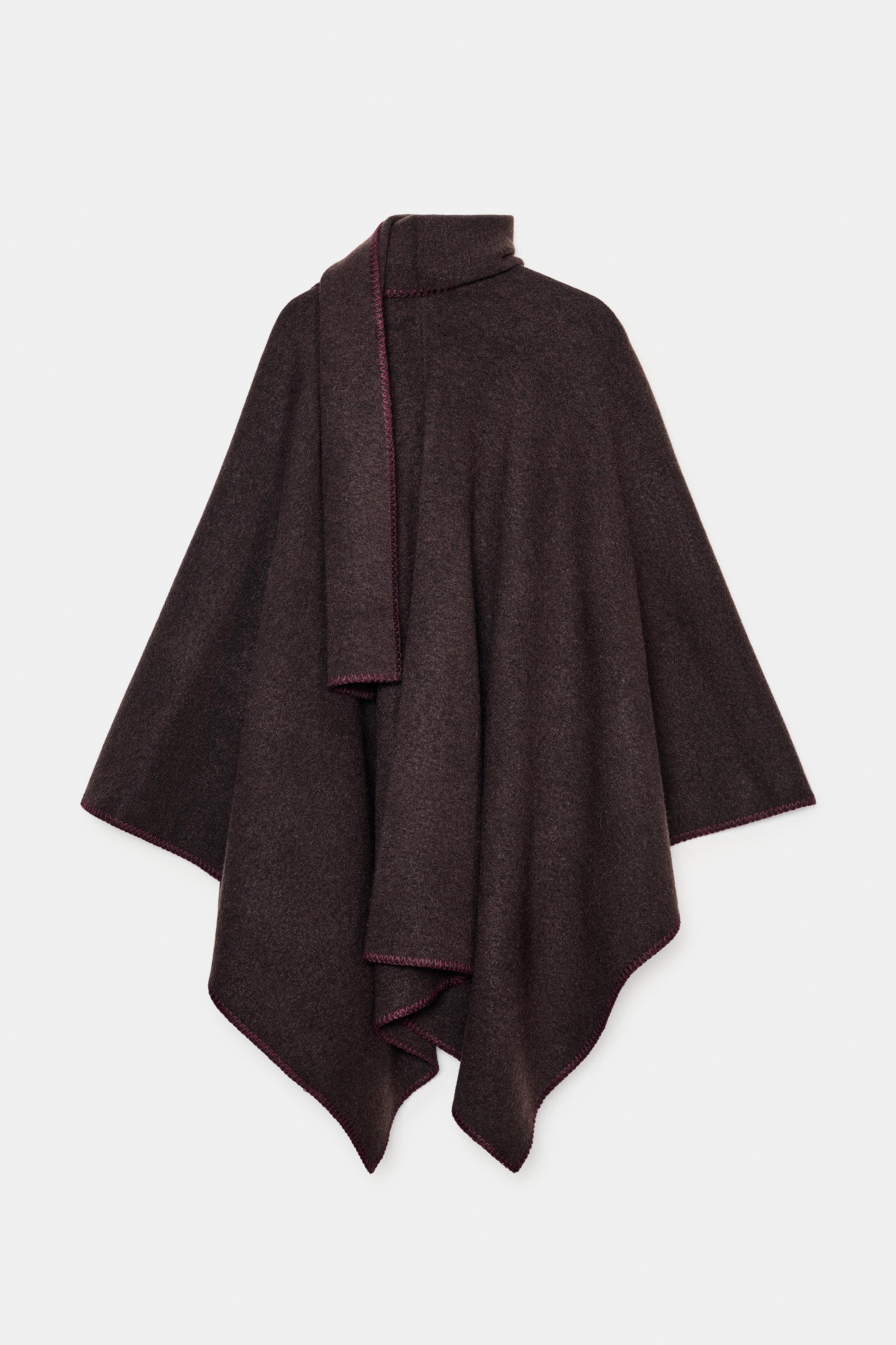 KNIT CAPE WITH CONTRASTING THREAD SCARF